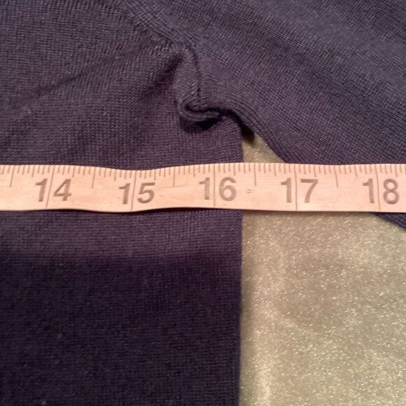 J. CREW LIGHTWEIGHT MERINO WOOL SWEATER IN Navy - Picture 10 of 12